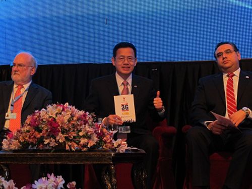“ดร.สุทธิพล” ชู กสทช. สู่เวทีโลก เดินหน้าโปรโมทกติกาการประมูล 3 จี (ตอน3)