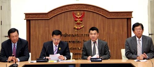 กทค. ชี้แจงการออกใบอนุญาตดาวเทียมไทยคม
