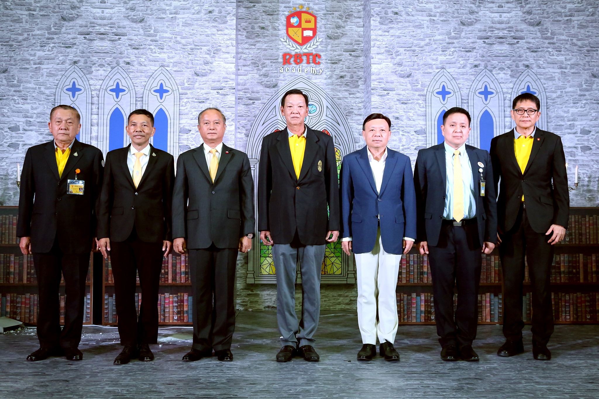 01-(1).jpg