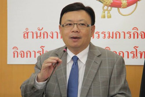 สำนักงาน กสทช. เผยผลดีแจกคูปองดิจิตอลทีวี กระตุ้นเศรษฐกิจทั้งทางตรงและทางอ้อม 6.3 หมื่นล้าน โดยทางตรงสำหรับผู้ประกอบการกล่อง STB 3 หมื่นล้านบาท และทางอ้อมอุตสาหกรรมสื่อโตประมาณ 3.3 หมื่นล้านบาท