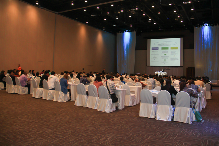 Promote_72-dpi-1203.jpg