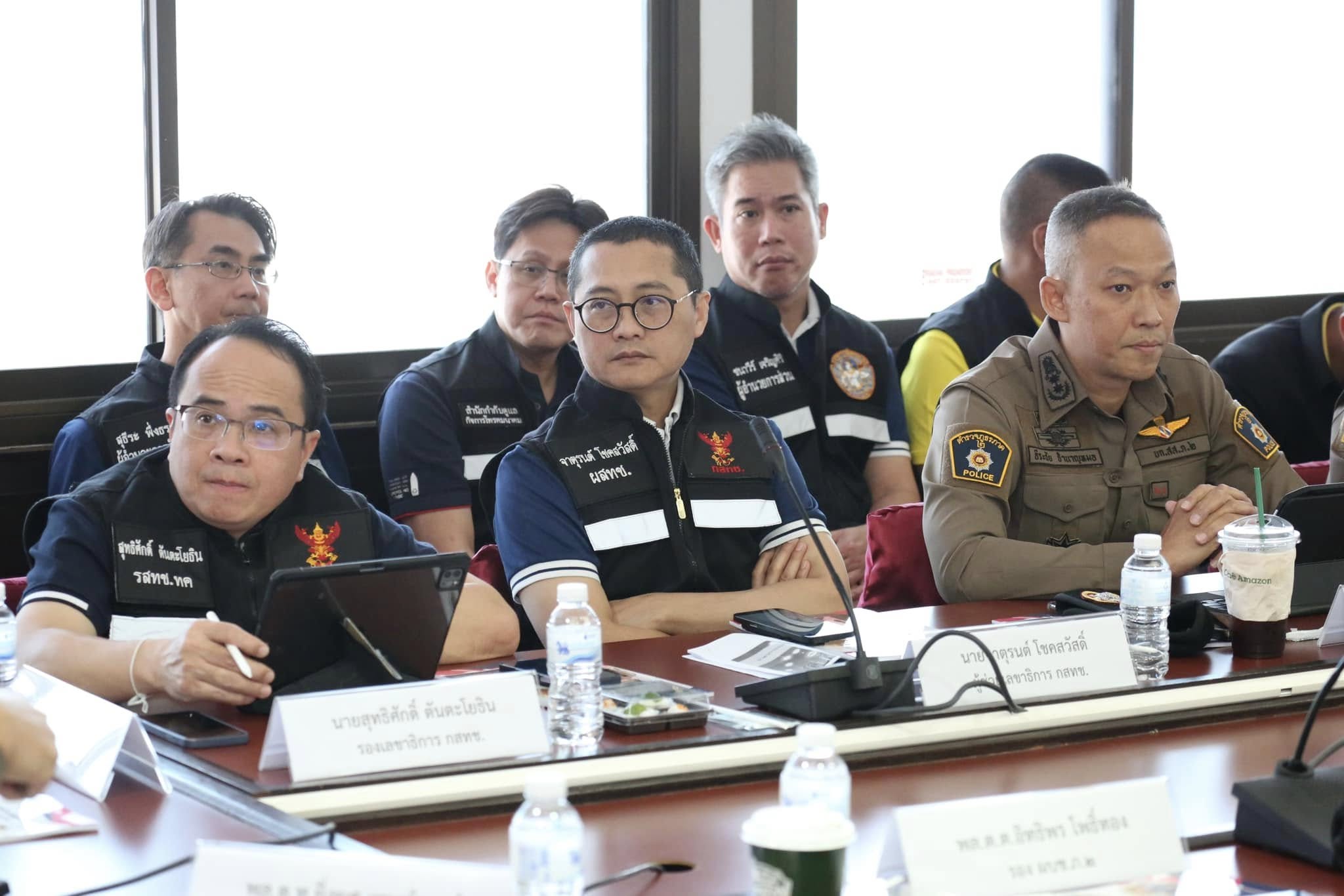05.jpg
