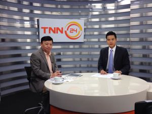 เลขาธิการ กสทช. ให้สัมภาษณ์สดในรายการ "ขยายข่าว" ทางช่อง TNN 24