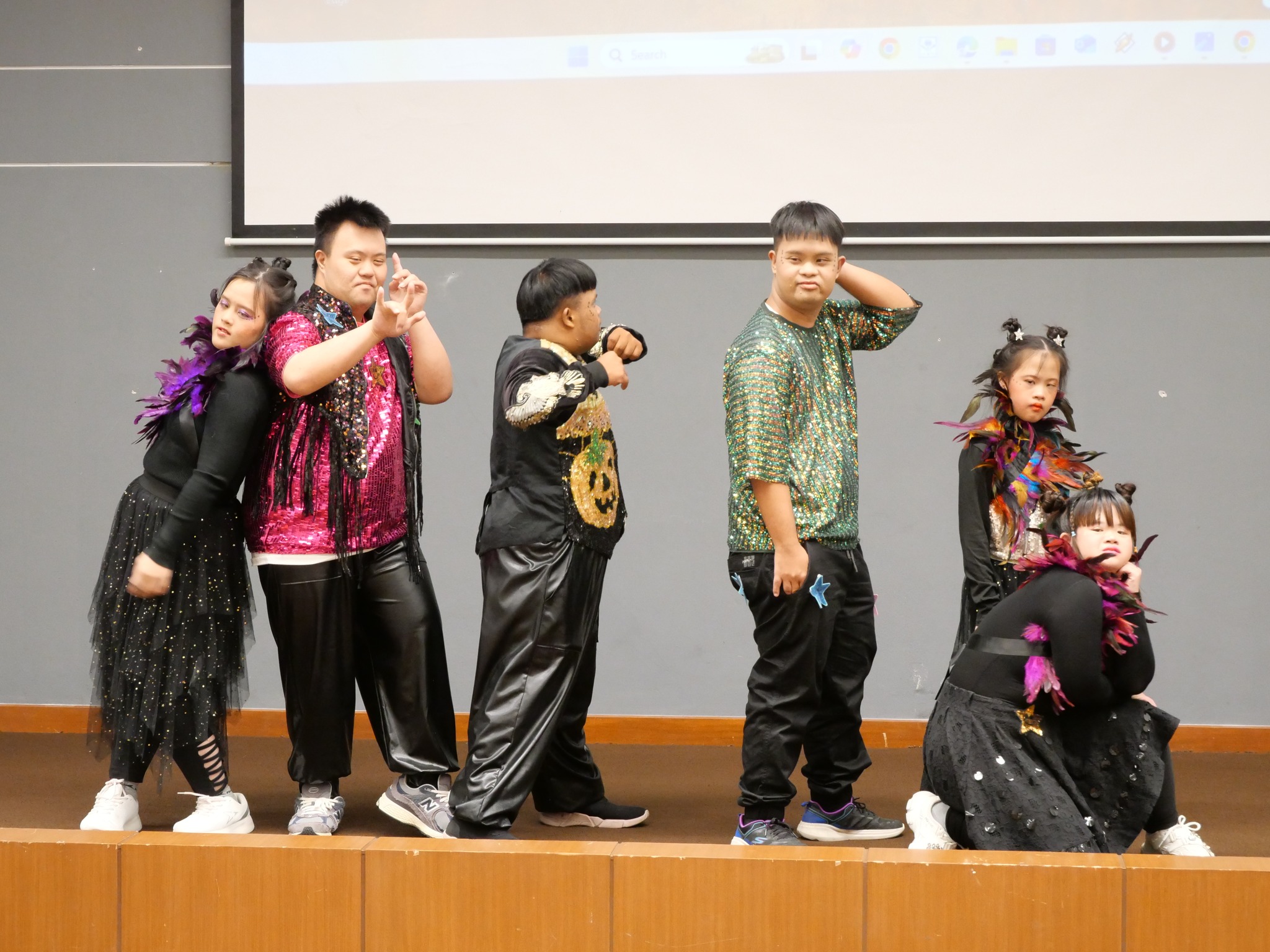 09.jpg