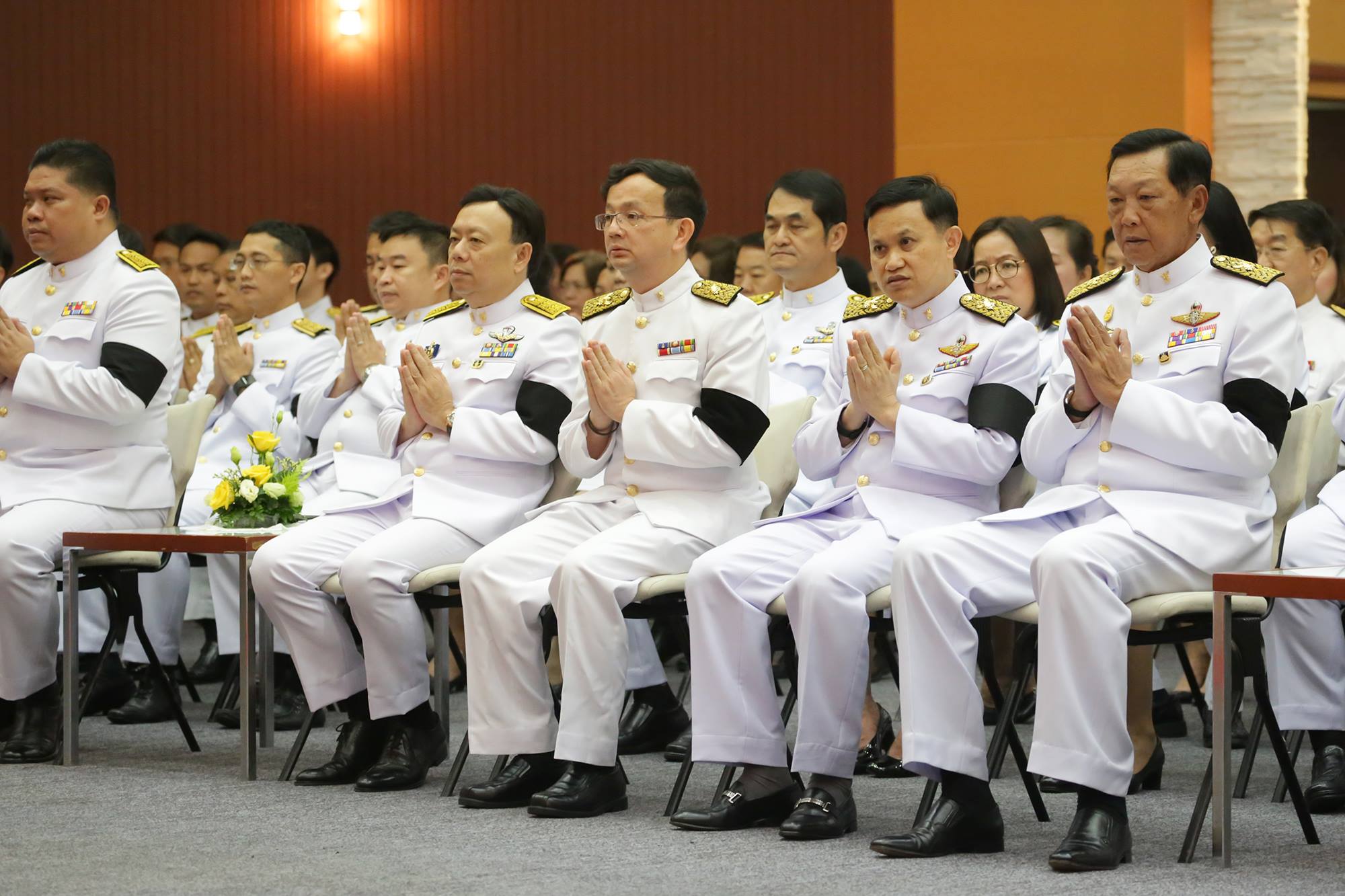 09.jpg